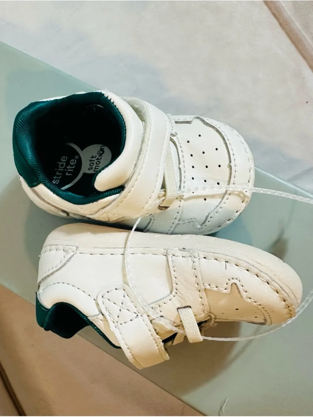 Stride Rite White & Teal Star Velcro Toddler Sneaker - Picture 11 of 12